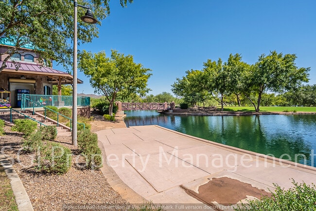 Building Photo - 39531 N White Tail Ln