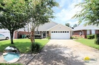 Building Photo - Beautiful 3 Bedroom Home in Fort Walton Beach