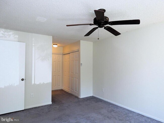 Building Photo - 11701 Summerchase Cir