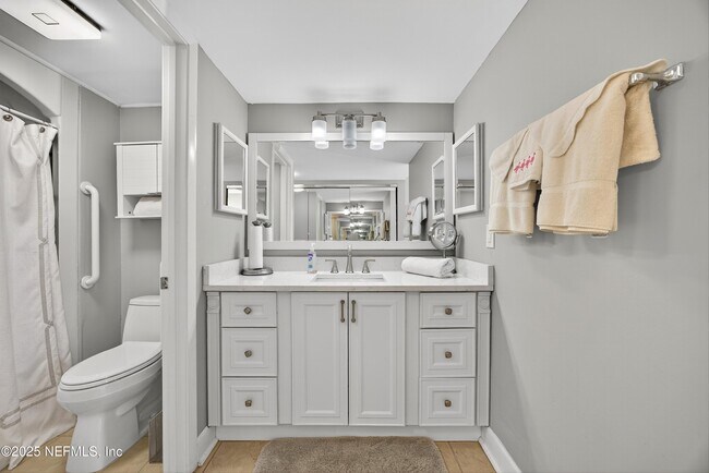 Building Photo - 1301 1st St S