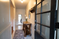 Building Photo - 712 Briarwood Cir