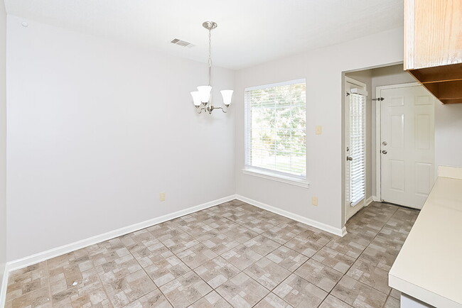 Building Photo - 8400 Kimberly Rose Dr