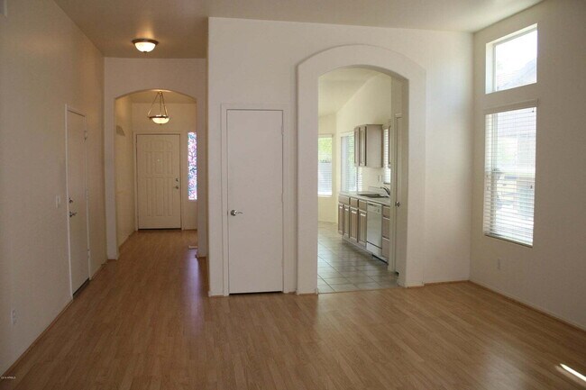 Building Photo - DESERT FOOTHILLS VILLAS TOWNHOUSE