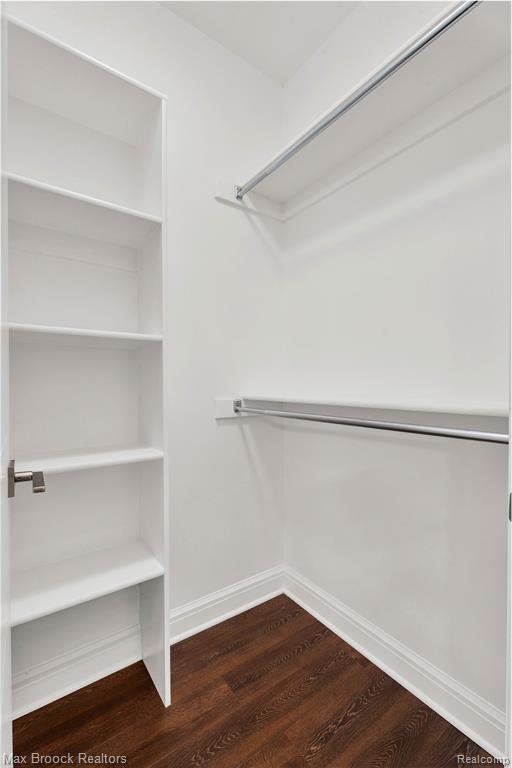 Building Photo - 431 S Eton St