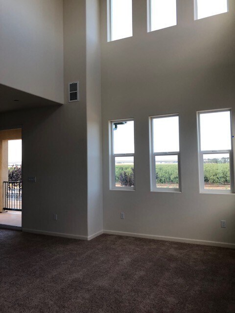 Building Photo - 4362 Strathmore Pl