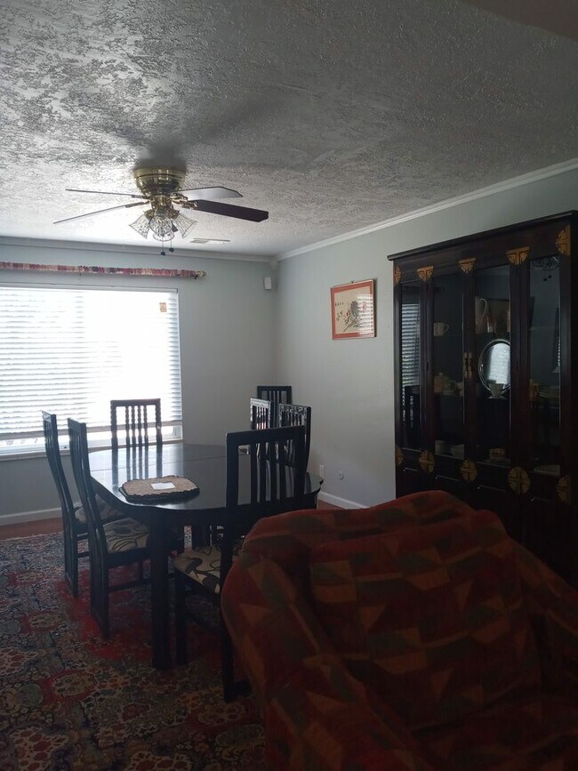 Building Photo - RIO RANCHO-FOUR BEDROOM HOUSE-Furnished