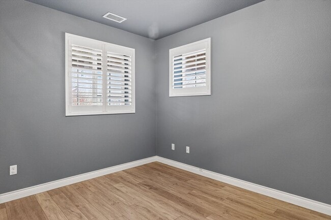 Building Photo - Stunning 5-BD 4-BA Outlook Home with Flatirons Views & Finished Basement