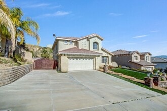 Building Photo - 28622 High Ridge Dr