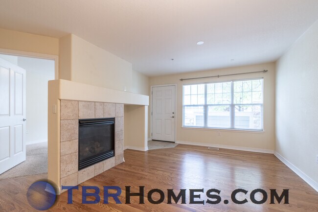 Building Photo - 14300 Waterside Ln