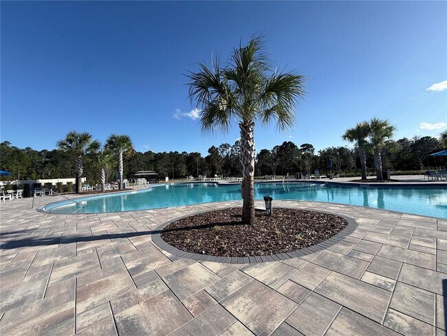 Building Photo - 2731 House Finch Rd