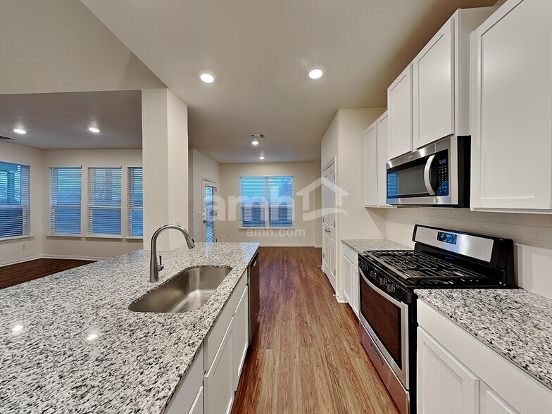 Building Photo - 281 Pebble Beach Run