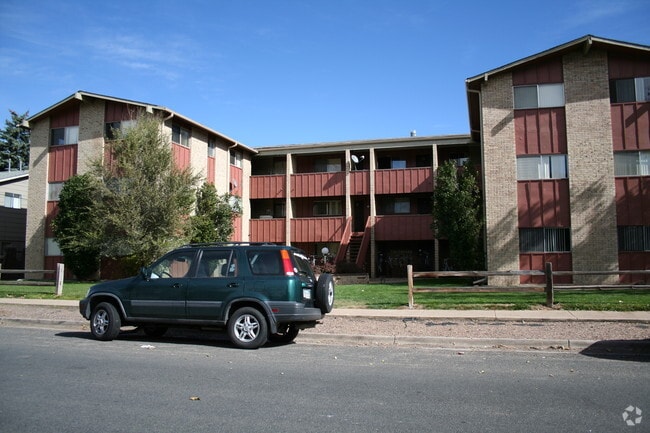Building Photo - Thomas Jefferson Apartments