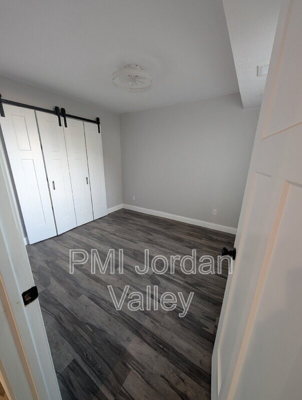 Building Photo - 408 RIGDON St