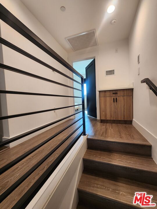 Building Photo - 11314 W Raitt Ln