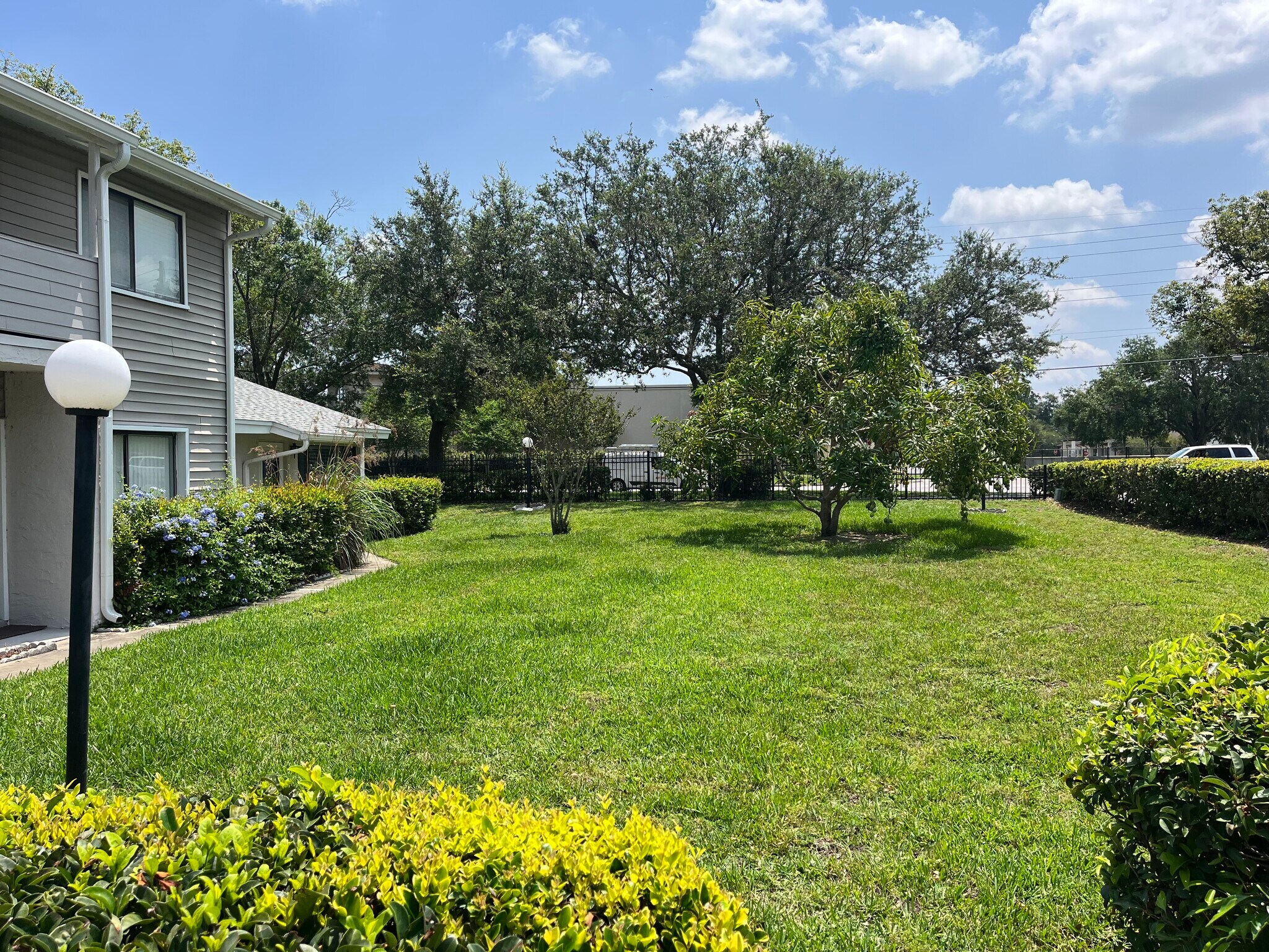 Building Photo - 2784 Curry Ford Rd