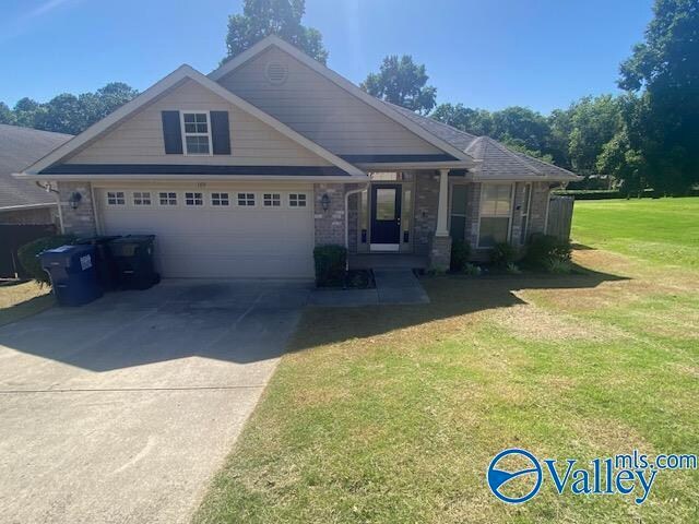 Building Photo - 109 Oak Shade Dr
