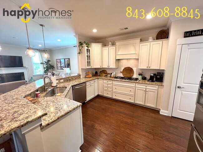 Building Photo - 4 Bed 3.5 Bath Home at Carolina Bay in Wes...