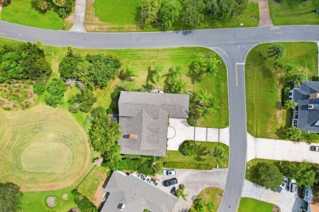 Building Photo - 500 Turnberry Ln