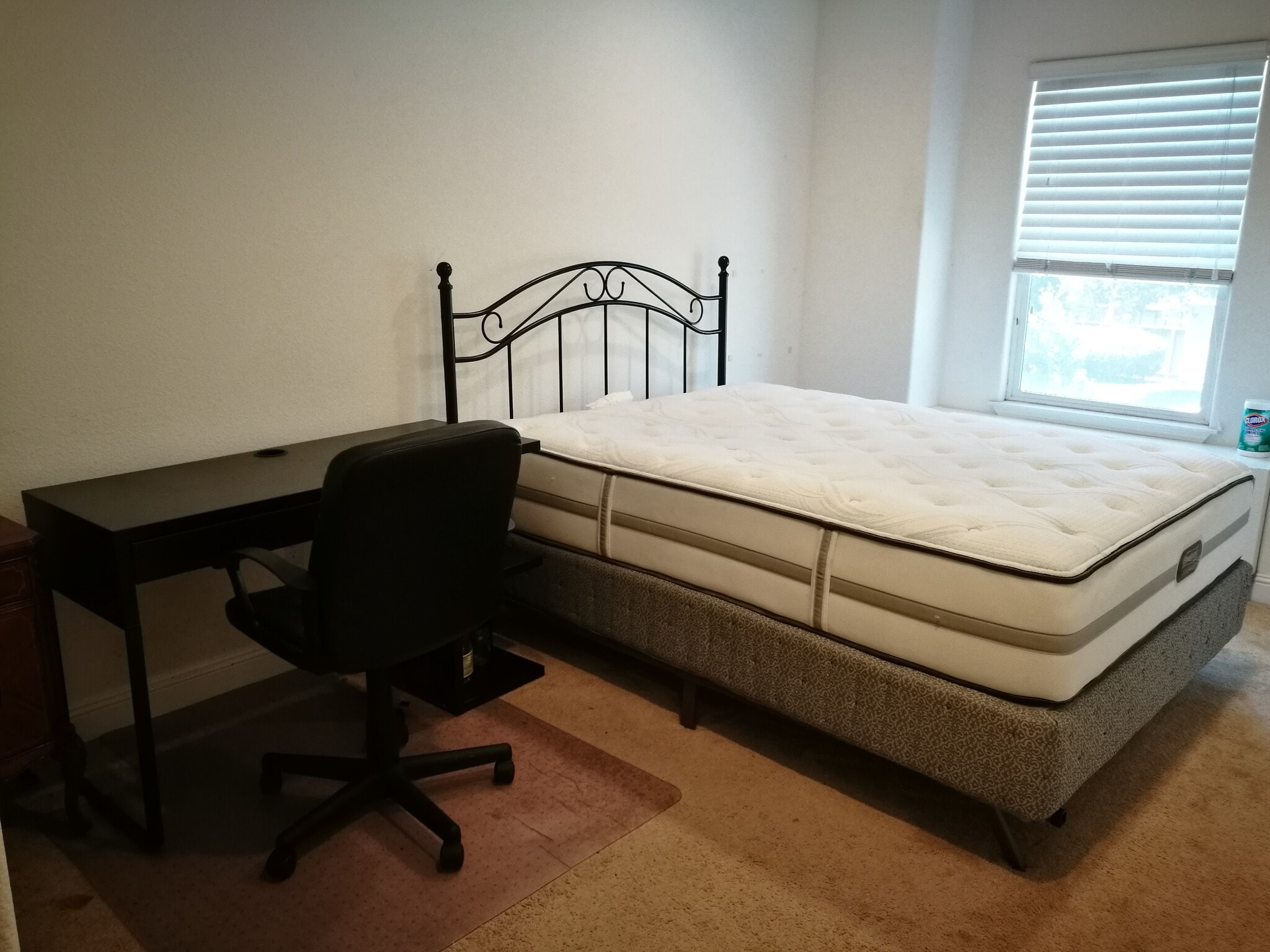 Building Photo - 575 Piazza Dr