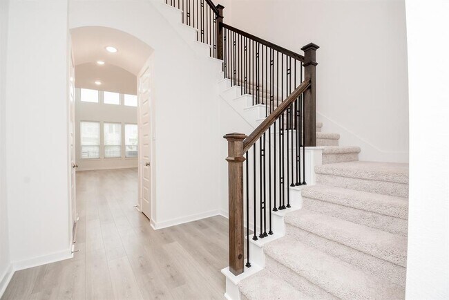 Building Photo - 6507 Bramble Cv Ln