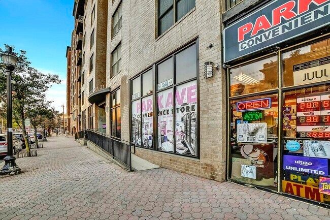 Building Photo - 4315 PARK Ave