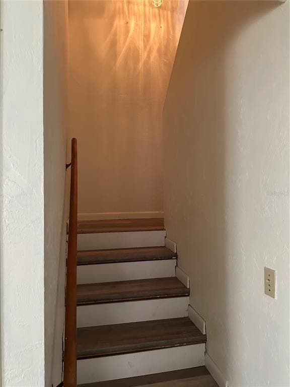 Building Photo - 2145 NE 45th Ave