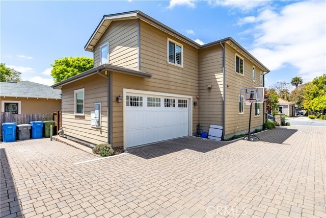 Building Photo - 871 Islay St