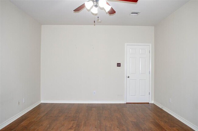 Building Photo - 120 Fred Couples Dr