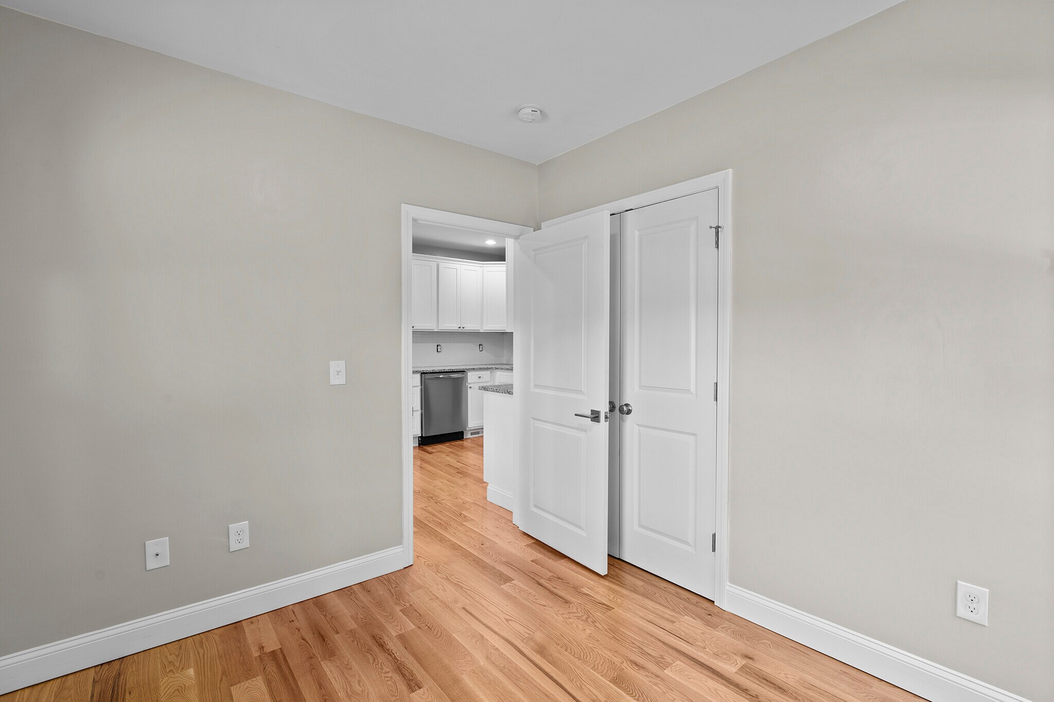 Building Photo - 376 Arnolds Neck Dr