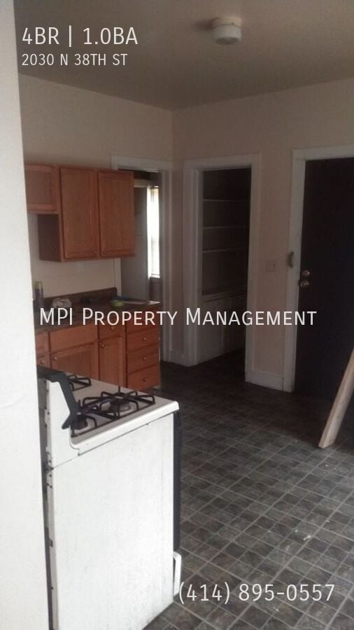 Building Photo - 2030 N 38th St