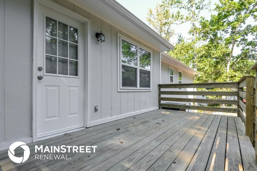 Building Photo - 2629 Denise Dr