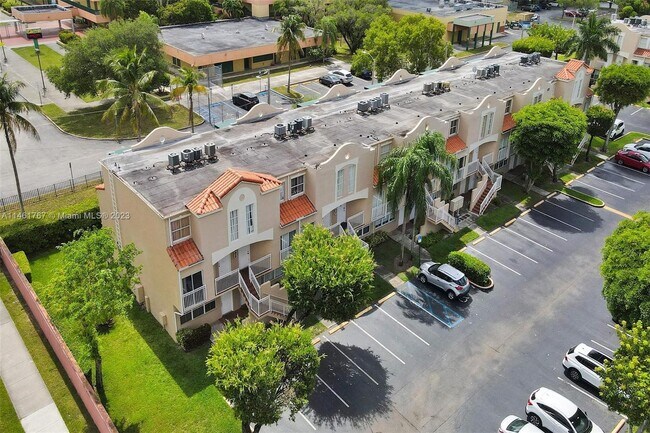 Building Photo - 675 NW 85th Ct