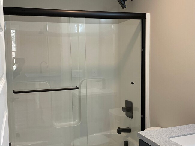 modern tub shower combo with posi-temp valve - 58 Albemarle Rd