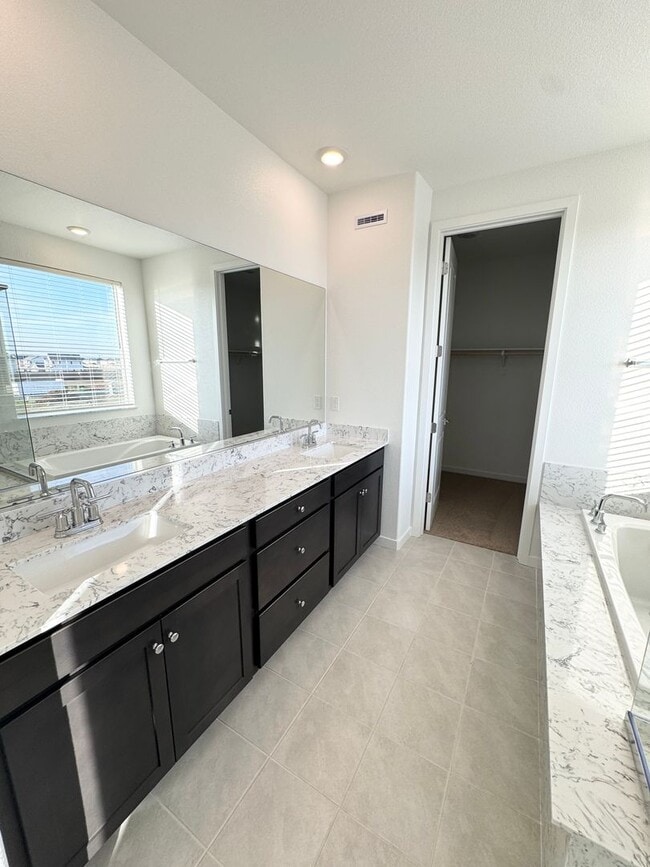 Building Photo - BRAND NEW 5 Bedrooms 3 Full Baths Solar Included Blossom Plan at Lilly Community SEE VIDEO