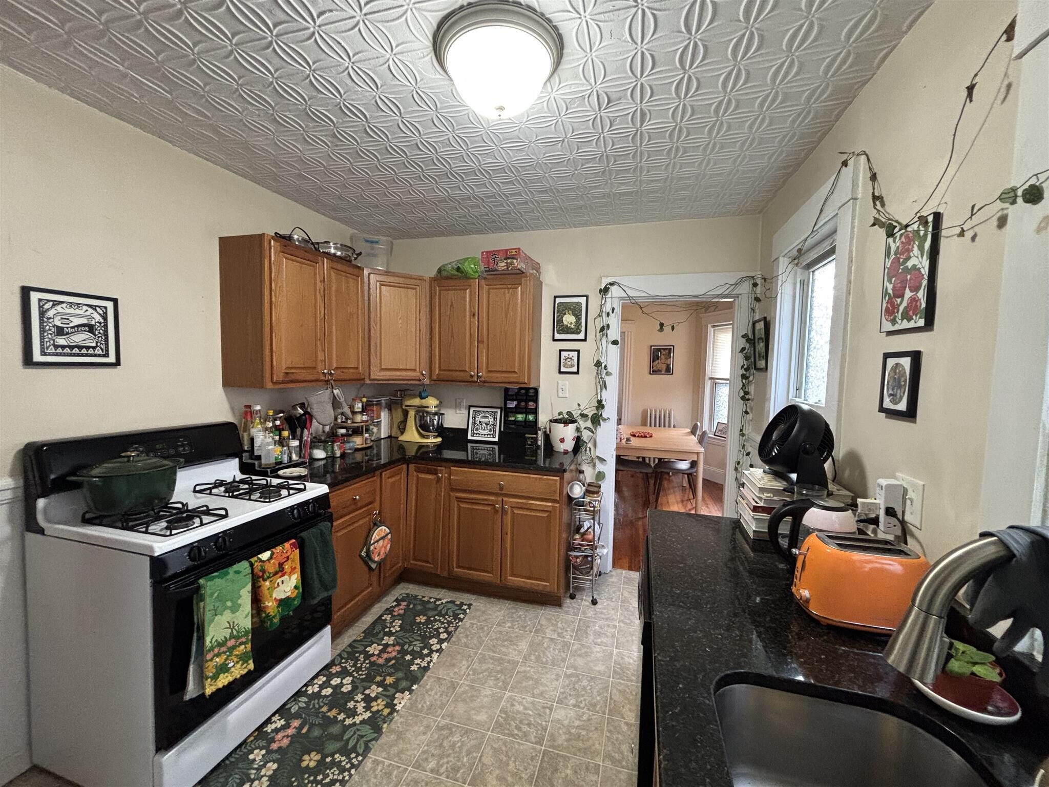 Building Photo - 9 Orrin St