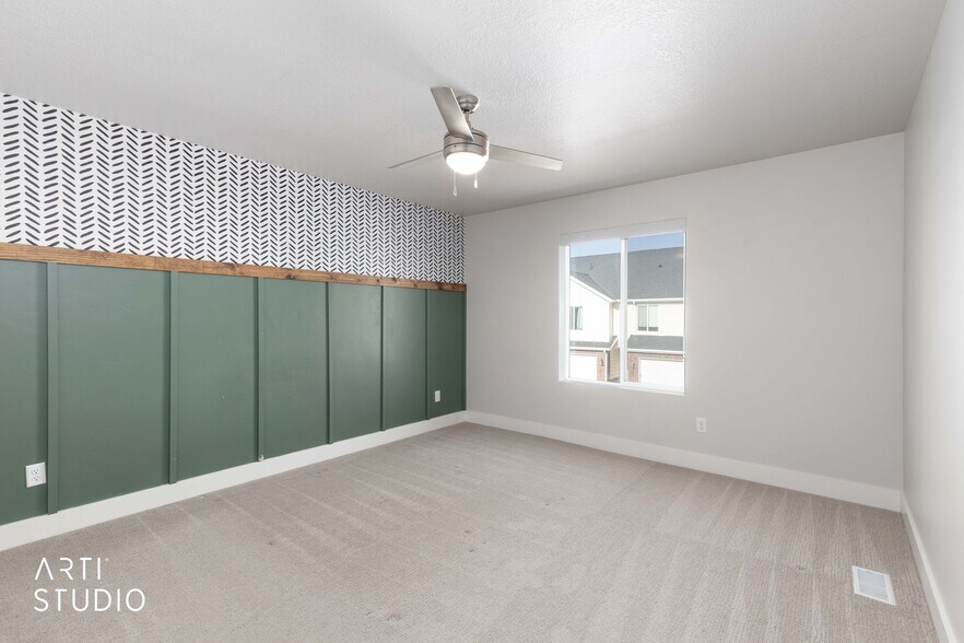 Building Photo - 2674 S 2250 W