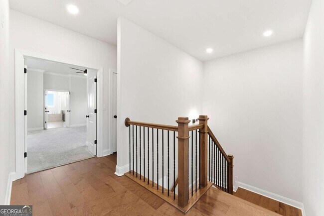 Building Photo - 5004 Bellmoore Park Ln