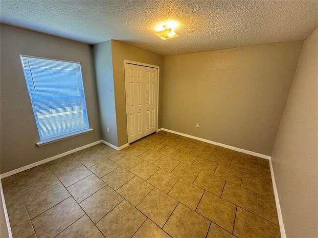 Building Photo - 725 Pelican Ct