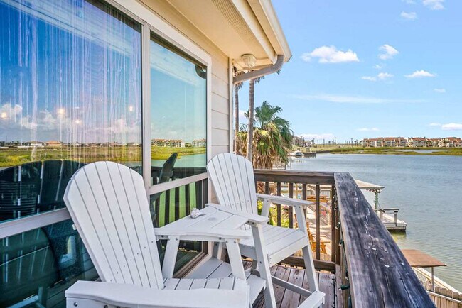 Building Photo - 15209 Leeward Dr