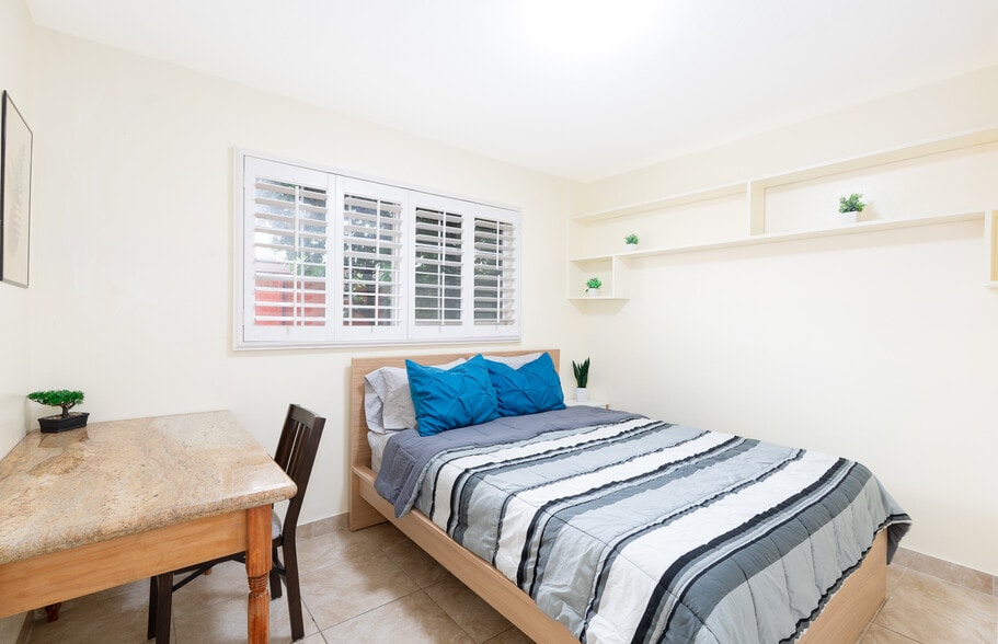 Building Photo - 12212 Buaro St