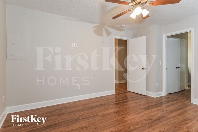 Building Photo - 129 Arcaro Dr