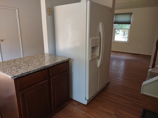 Building Photo - 13983 Cabells Mill Dr