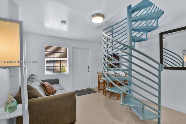 Primary Photo - 6966 Byron Ave