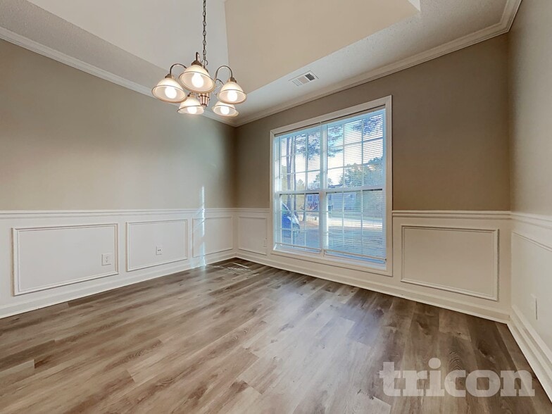 Building Photo - 1607 Amalie Dr