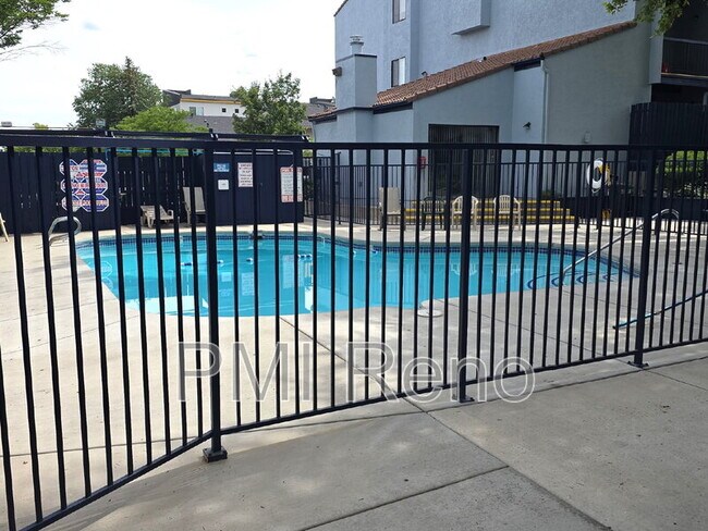 Building Photo - 2750 Plumas St