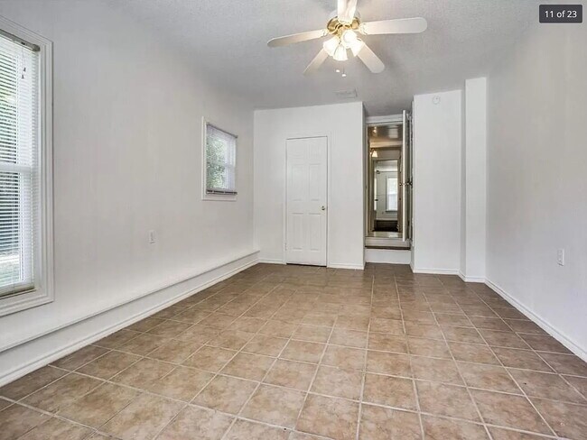 Building Photo - Darling 5 bedroom Home Near TCU. Available for 2026-2027!