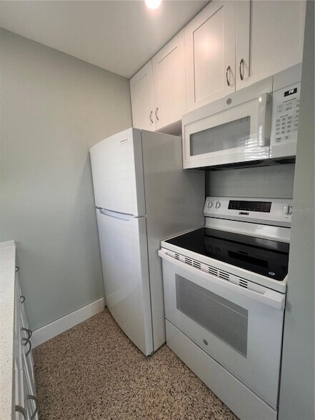 Building Photo - 40 82nd Ave