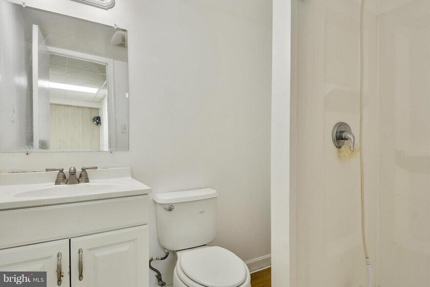 Building Photo - 4420 Chase Park Ct