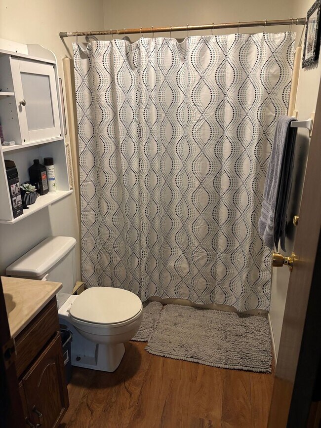 Building Photo - 172/174 Jacksonville Road