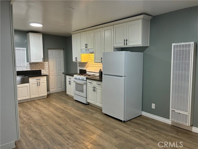 Building Photo - 627 Xenia Ave